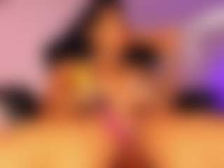Lauren Saenz's Live Sex Cam Show