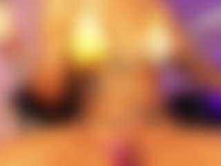 Lauren Saenz's Live Sex Cam Show