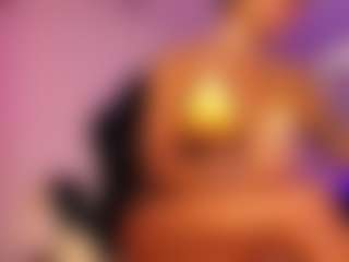 Lauren Saenz's Live Sex Cam Show
