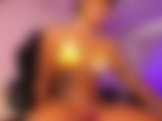 Lauren Saenz's Live Sex Cam Show
