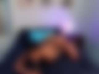 Lauren Saenz's Live Sex Cam Show