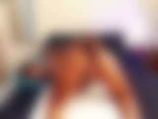 Lauren Saenz's Live Sex Cam Show