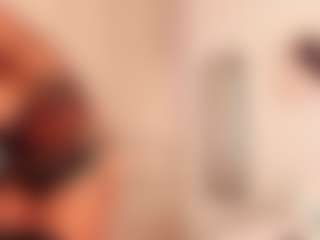 Lauren Saenz's Live Sex Cam Show