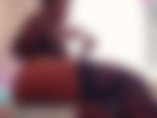 Live cam show with Lauren Saenz - Drinking on Gym Cam Girls