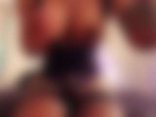 Lauren Saenz's Live Sex Cam Show