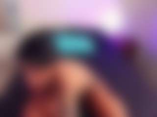 Lauren Saenz's Live Sex Cam Show