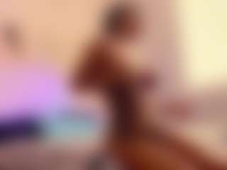 Lauren Saenz's Live Sex Cam Show