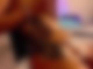 Lauren Saenz's Live Sex Cam Show