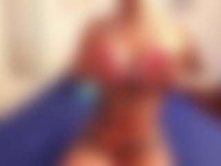 Live cam show with Lauren Saenz - Big Tits on Hubzter Live