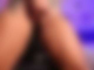 Lauren Saenz's Live Sex Cam Show