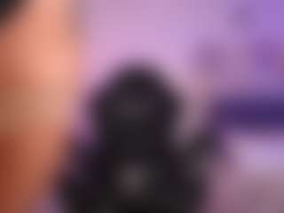 Lauren Saenz's Live Sex Cam Show
