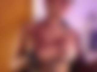 Lauren Saenz's Live Sex Cam Show