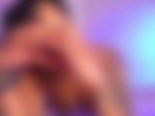 Lauren Saenz's Live Sex Cam Show