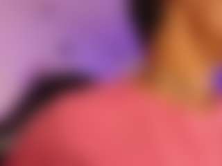 Lauren Saenz's Live Sex Cam Show