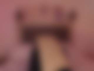 Lauren Saenz's Live Sex Cam Show