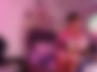 Lauren Saenz's Live Sex Cam Show