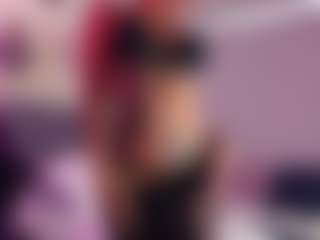 Live cam show with Lauren Saenz - Black MILF on Milfs Live
