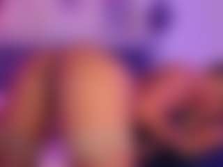 Live cam show with Lauren Saenz - Joi on Streamer API