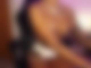 Lauren Saenz's Live Sex Cam Show