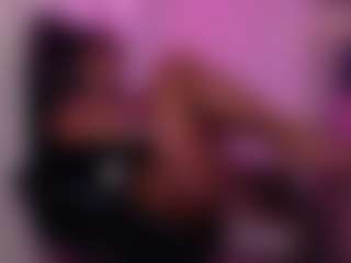 Lauren Saenz's Live Sex Cam Show