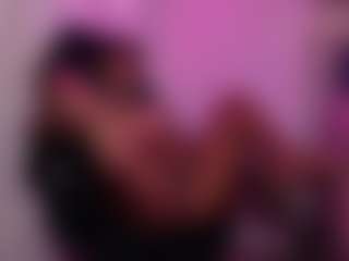Lauren Saenz's Live Sex Cam Show