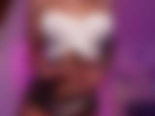 Lauren Saenz's Live Sex Cam Show