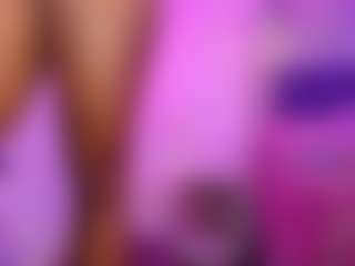 Lauren Saenz's Live Sex Cam Show