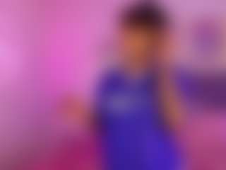 Lauren Saenz's Live Sex Cam Show