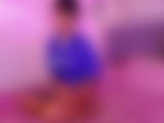 Lauren Saenz's Live Sex Cam Show