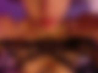 Live cam show with Lauren Saenz - Sexwebcam Black on milfzrlive.com