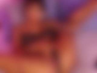 Lauren Saenz's Live Sex Cam Show