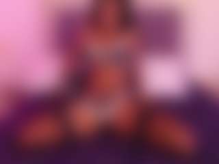 Lauren Saenz's Live Sex Cam Show