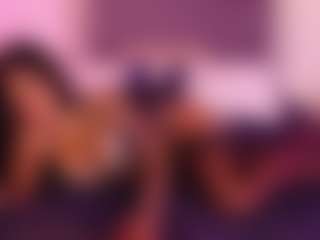 Live cam show with Lauren Saenz - Fingers on Dare Cams