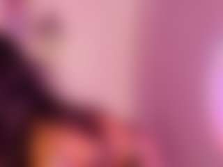 Live cam show with Lauren Saenz - Domination on AdultVida.com