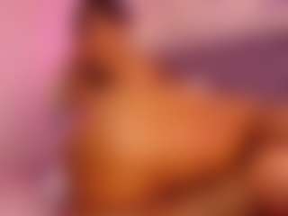 Lauren Saenz's Live Sex Cam Show