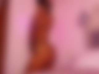 Live cam show with Lauren Saenz - Ebony HD on Milfs Live