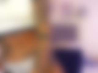 Lauren Saenz's Live Sex Cam Show