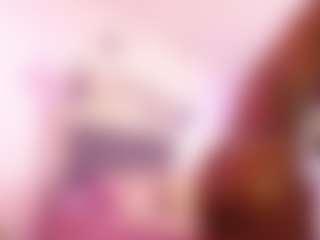 Live cam show with Lauren Saenz - Ebony MILF on AdultVida.com