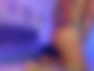 Lauren Saenz's Live Sex Cam Show