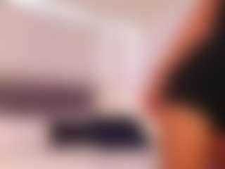 Lauren Saenz's Live Sex Cam Show