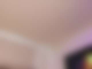 Lauren Saenz's Live Sex Cam Show