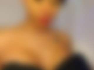 Lauren Saenz's Live Sex Cam Show