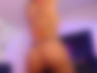 Lauren Saenz's Live Sex Cam Show