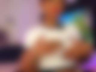 Lauren Saenz's Live Sex Cam Show