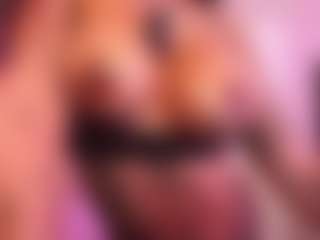 Lauren Saenz's Live Sex Cam Show