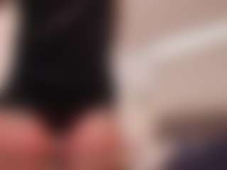Lauren Saenz's Live Sex Cam Show