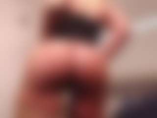 Lauren Saenz's Live Sex Cam Show
