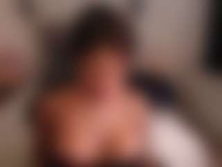 Lauren Saenz's Live Sex Cam Show