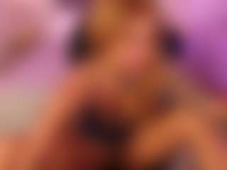 Lauren Saenz's Live Sex Cam Show