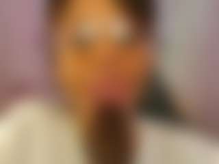 Lauren Saenz's Live Sex Cam Show